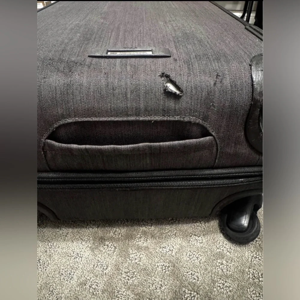 Tumi Gen 4.2 Short Trip Expandable 4 Wheel Packing Case Continental